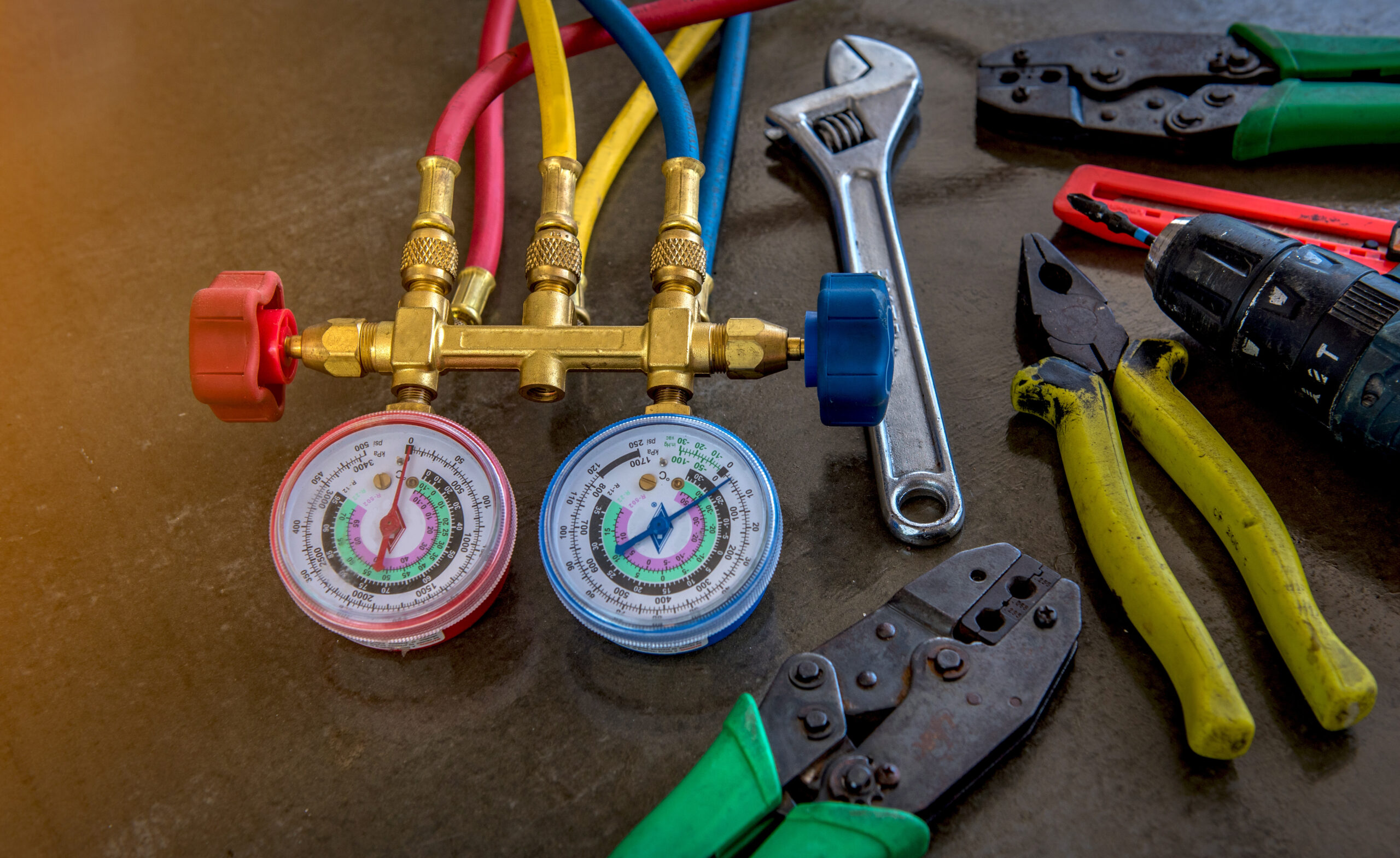Air Conditioning Repair tool Pressure Gauge and Air Purifier